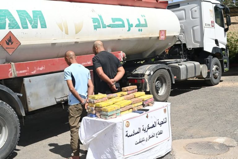محاربة الجريمة المنظمة/ توقيف تاجري مخدرات (2) وحجز كمية معتبرة من الكوكايين بتمنراست