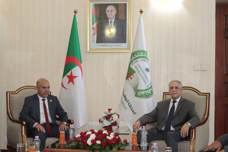 السلطة الوطنية المستقلة للانتخابات يستقبل الأمين العام لجبهة الحكم الراشد