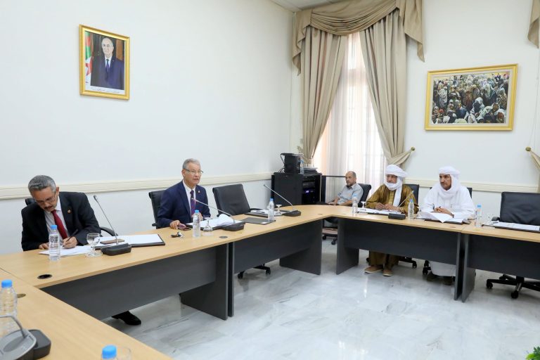 لجنة الصحة والعمل والتضامن الوطني بالمجلس تحضر برنامج عملها للدورة البرلمانية 2026-2027
