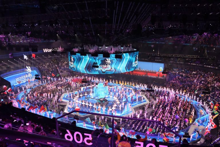 الجزائر تسجل أول مشاركة لها في منافسات WorldSkills International بشنغهاي