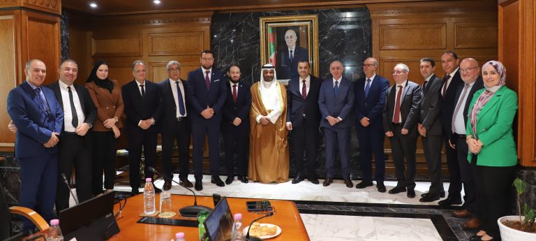 وزير الدولة، وزير المحروقات يستقبل الأمين العام لمنظمة أوبك.