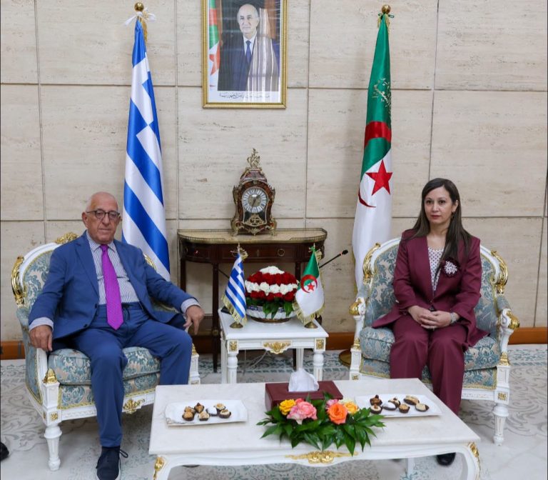 رئيسة المجلس الشعبي الوطني تجري محادثات مع رئيس برلمان الجمهورية الهيلينية