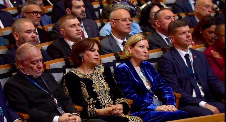 مليكة بن دودة تشارك في افتتاح الدورة الـ12 لمنتدى سان بطرسبرغ للثقافات المتحدة