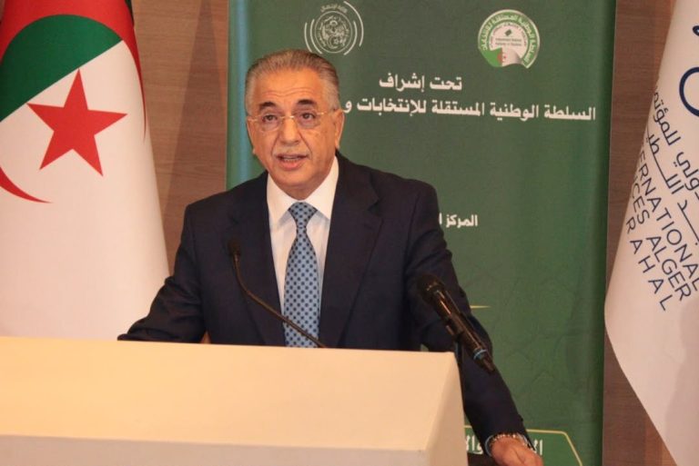 رئيس السلطة الوطنية للانتخابات ووزير الاتصال يشرفان على يوم دراسي حول الإعلام والانتخابات المحلية 2026