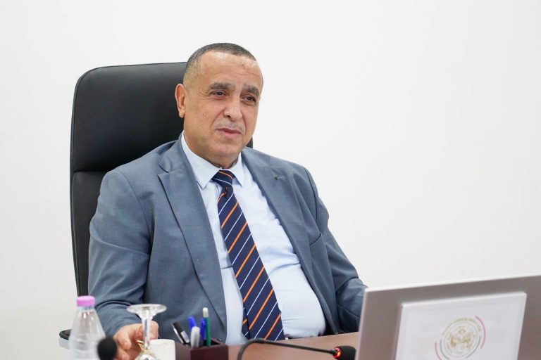 وزير الطاقة والطاقات المتجددة يترأس اجتماعًا للجنة التنسيق القطاعية