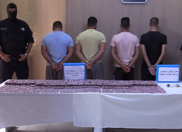 أمن عنابة تحبط نشاط شبكة إجرامية منظمة مختصة في المتاجرة بالمؤثرات العقلية و تحجز 10 آلاف قرص مهلوس