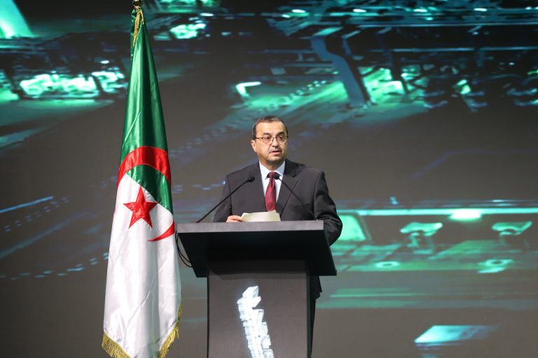 وزير الدولة وزير المحروقات يشرف على افتتاح ناباك 2026