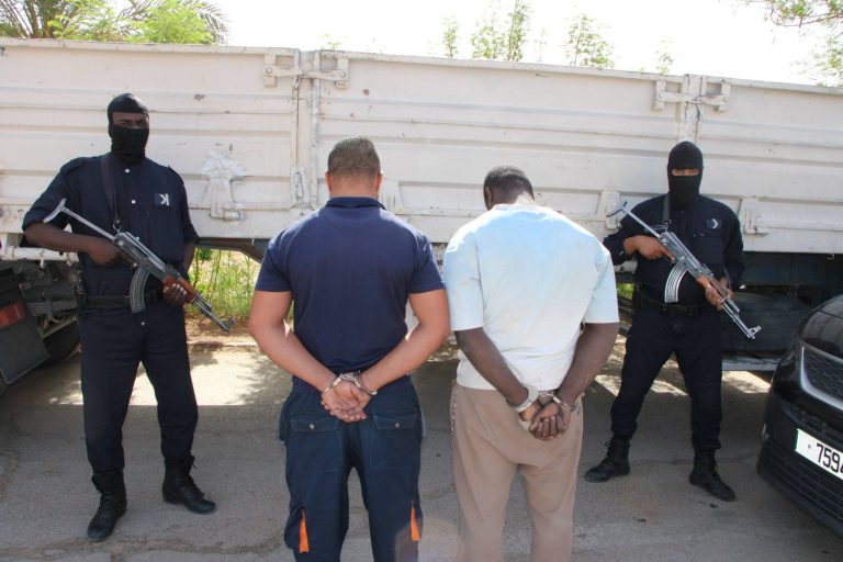 شرطة أدرار تحبط محاولة تهريب 4230 لتراً من المازوت