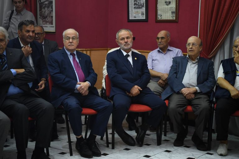 النائب رابح بلخيري يشارك في منتدى الذاكرة