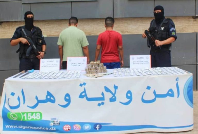 أمن وهران يوقف 10 أشخاص ويحجز أكثر من 10 آلاف مؤثر عقلي