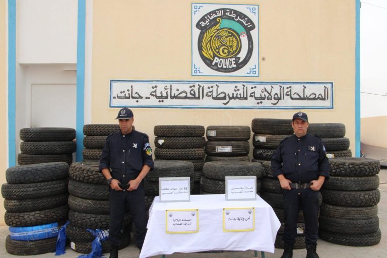أمن ولاية جانت يحجز 88 إطار عجلات مطاطية ذات منشأ أجنبي