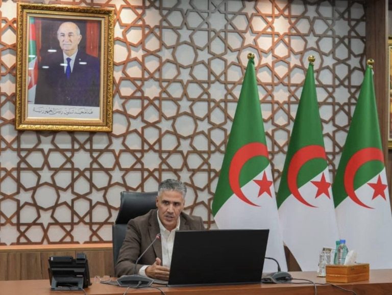 وزير السكن يشرف على اجتماع لدراسة إعداد قانون جديد للوقاية من حرائق الغابات وحماية الأرواح والممتلكات