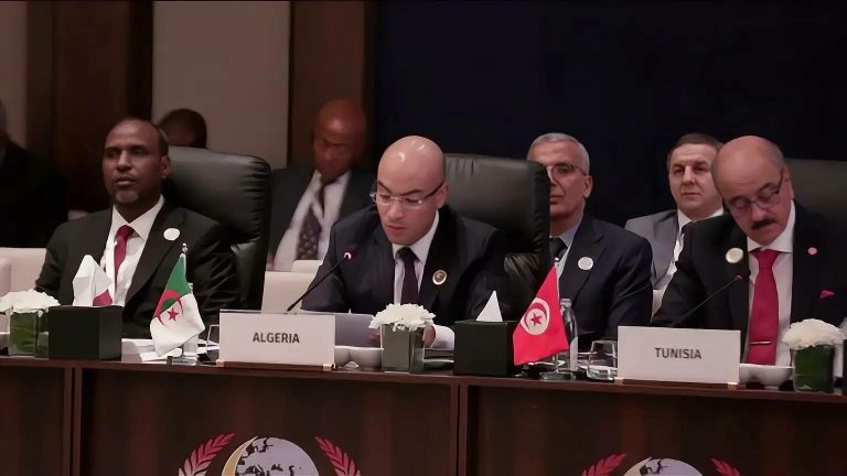 من بغداد.. الجزائر تدعو إلى توحيد الصف الإسلامي وتؤكد دعمها الثابت للقضية الفلسطينية وتعزيز التضامن بين الدول الأعضاء