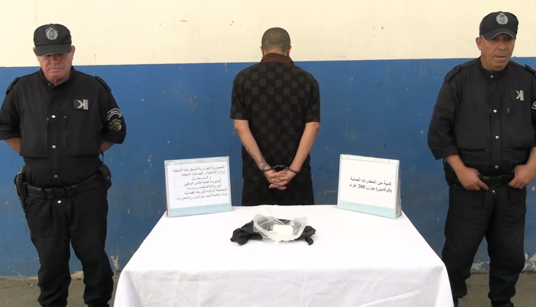 شرطة قسنطينة تتمكن من توقيف شخص وحجز 200 غرام من الكوكايين