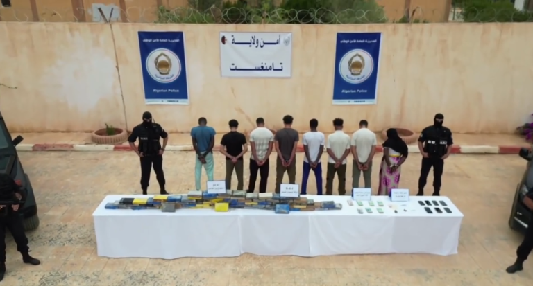 المصالح العملياتية للأمن الوطني بتامنغست وإن صالح تضبط أزيد من 01 قنطار من الكوكايين